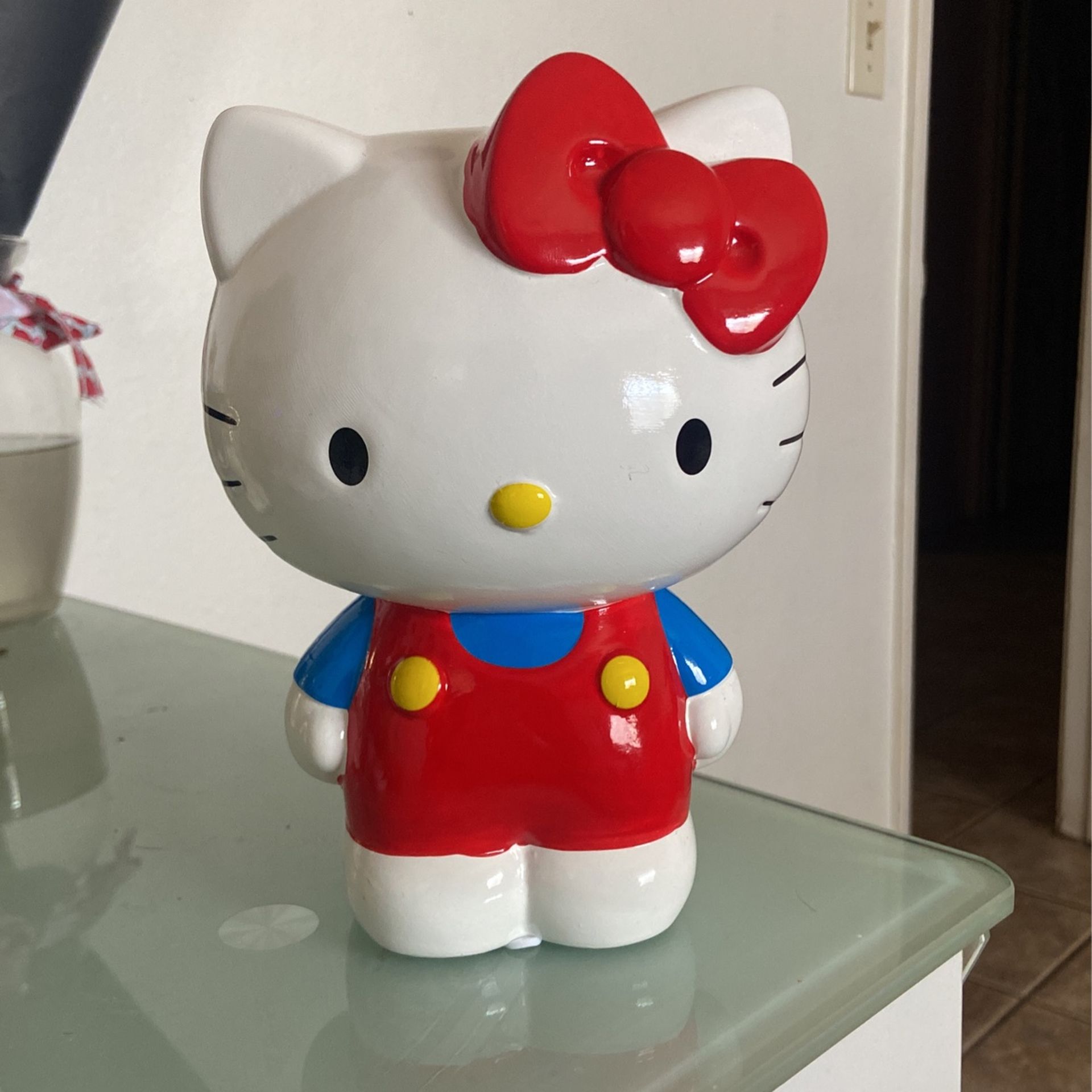 Hello Kitty Piggy Bank