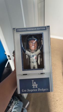 freddie freeman bobble head