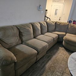 Large Sectional Sofa With Recliner 