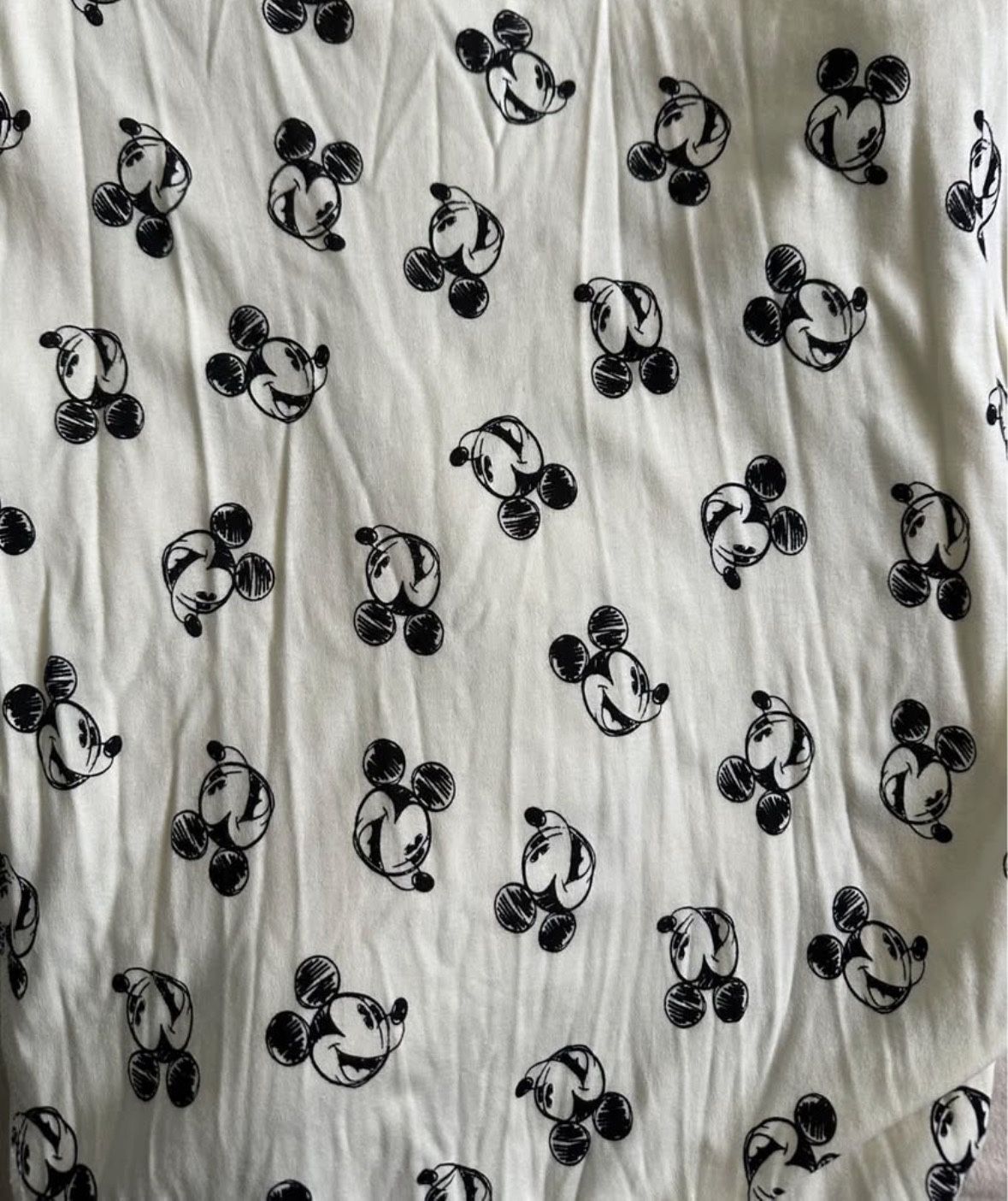 Mickey Mouse Baby Carrie Wrap 