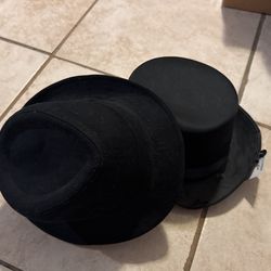 Top and Black Hat