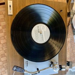 Yamaha YP-211 Near Mint 