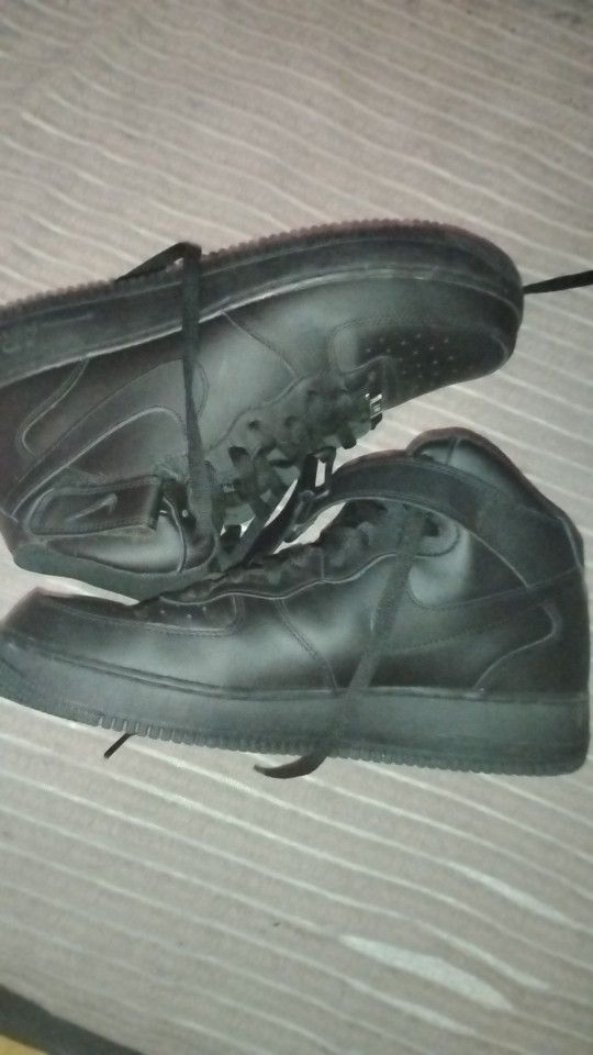 Nike Air Force One High Black Size 1 (Price Negotiable)