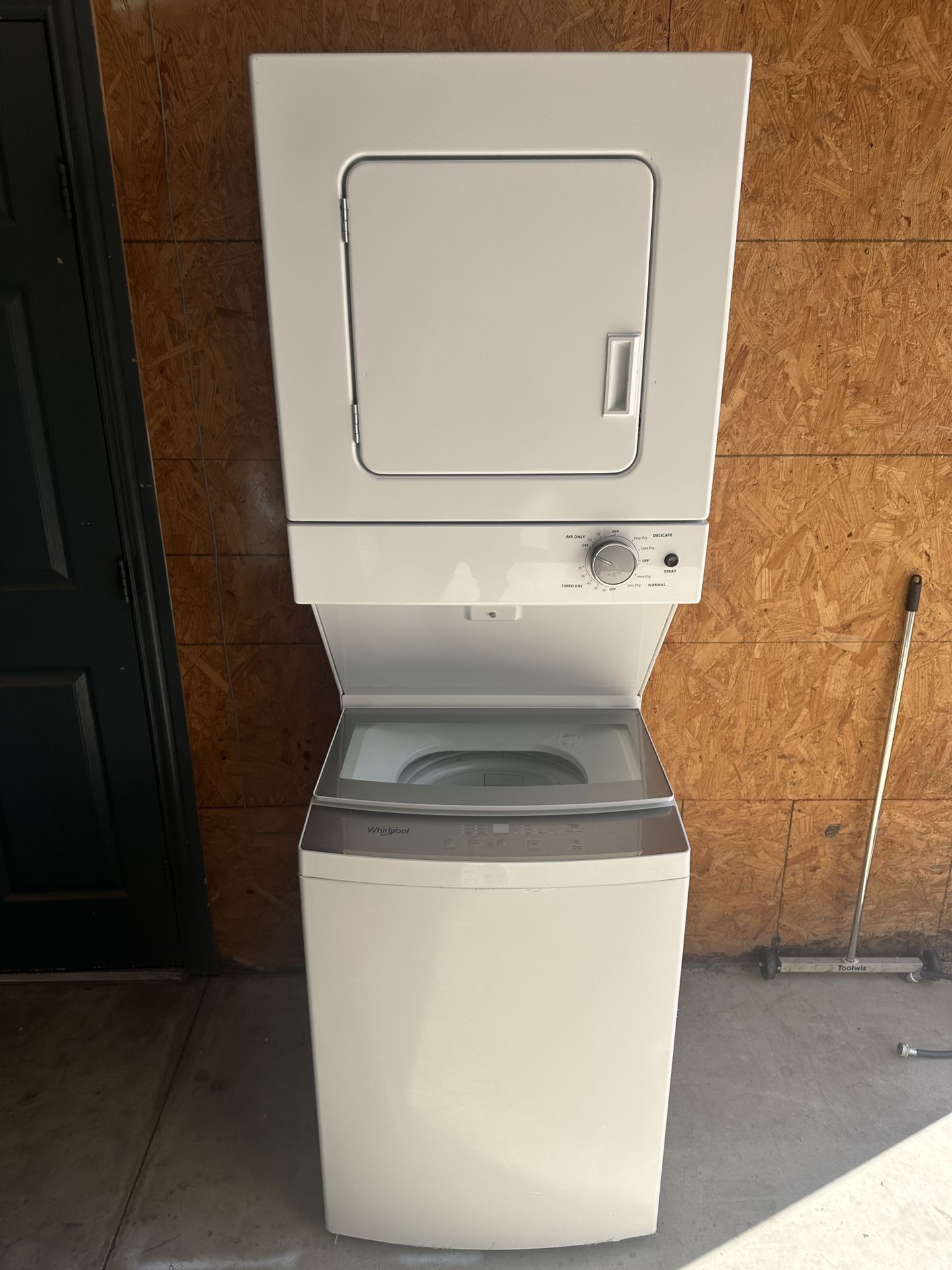 24” Clean Electric Stackable W&D Unit