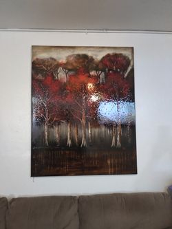 Like new -Giant Wall decor Frame .ASK FOR PRICE.