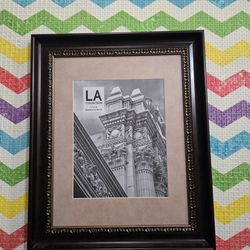 Move out sale: LA Collection Picture Frame 11x14 Matted to 8x10