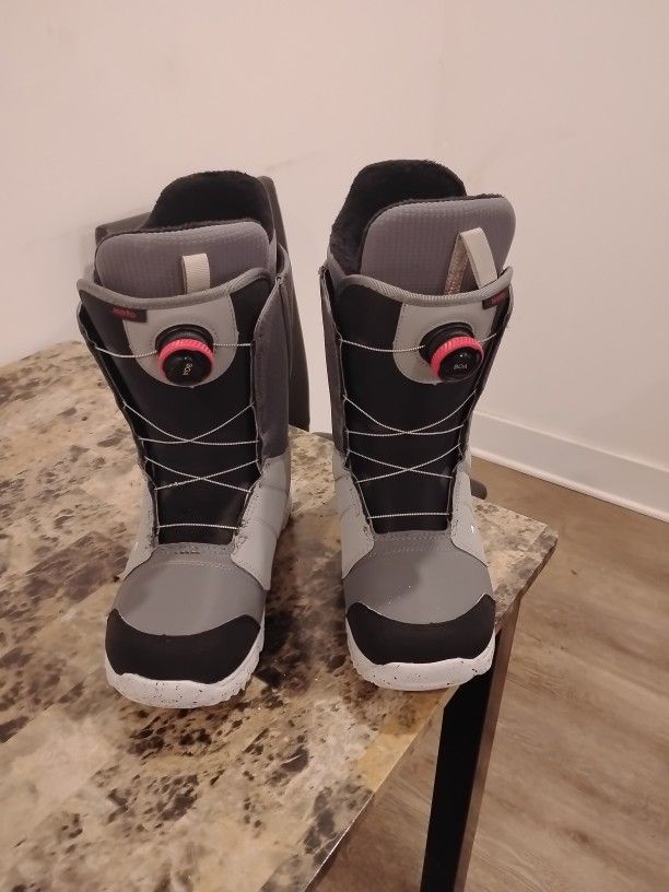 Burton Moto Boa Snowboarding Boots Size 11