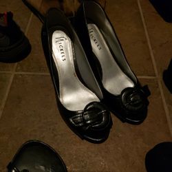 Formal High Heeled Barely Used Ladies Shoes Size 6