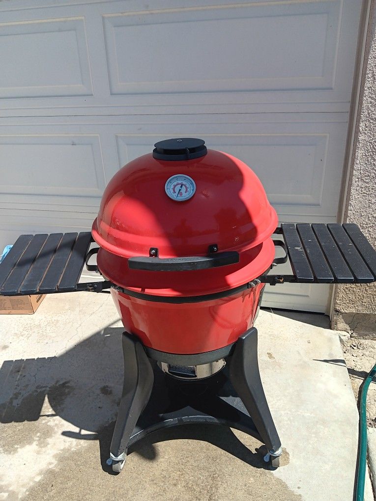 Kamado Joe Kettle