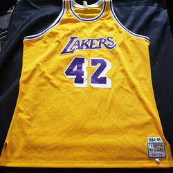 James Worthy 1984-1985 Lakers Jersey Size 54
