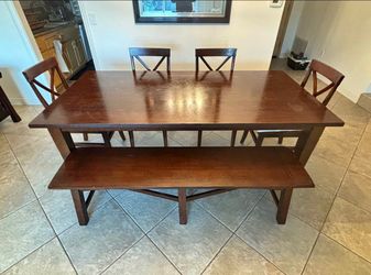 Pier 1 Imports Solid Wood Dining Table with Bench – Mission / Craftsman Style