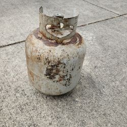Out Of Date Propane Tank 20 Lb