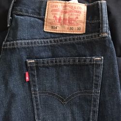 Levi’s Slim Straight