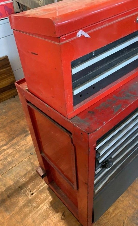 VINTAGE 1990’s CRAFTSMAN USA RED ROLLING CABINET TOOL CHEST BOX