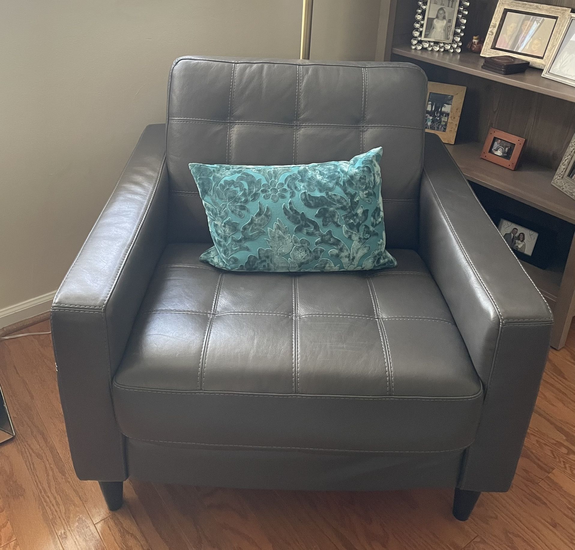Sofa & Chair
