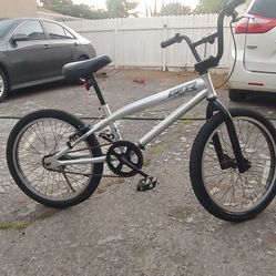 Giant GFR BMX 20" Bike