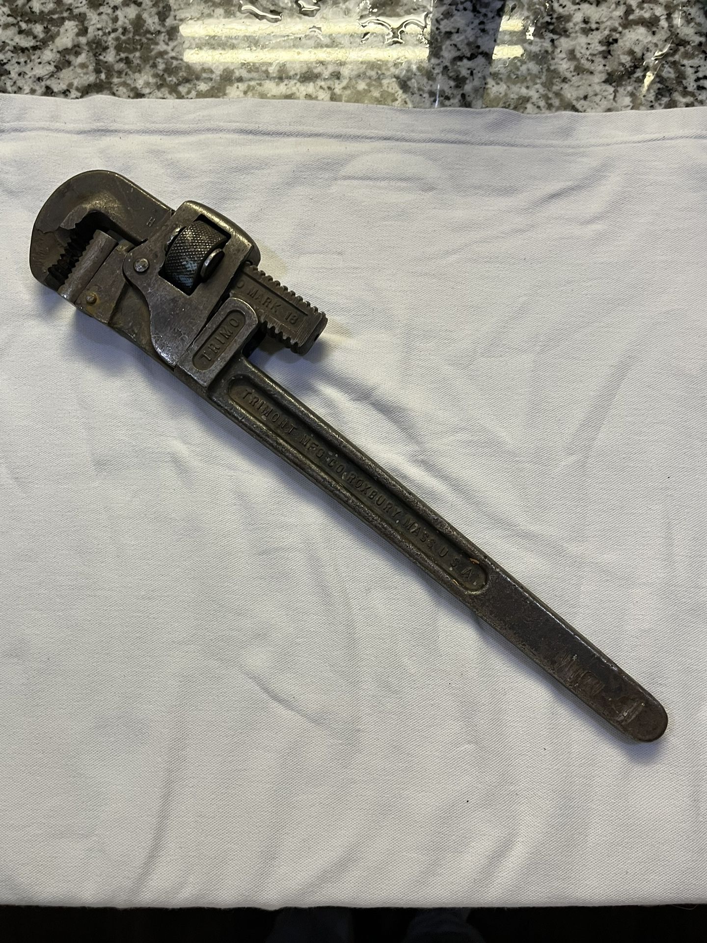VINTAGE TRIMO Pipe Wrench HEAVY DUTY SIZE 18”