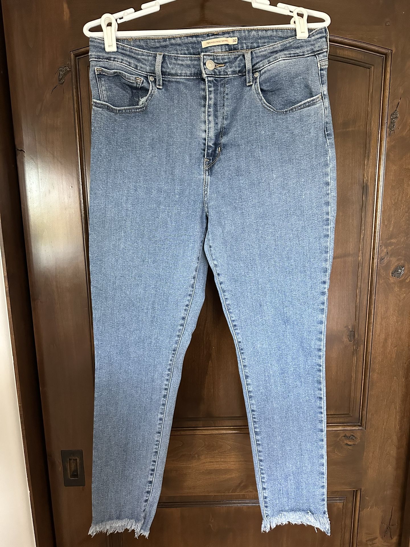 Women’s Levi 721 Jeans 