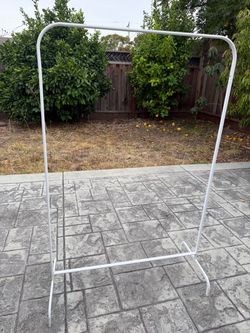 Clothing rack