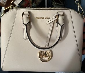 Light pink Michael kors bag