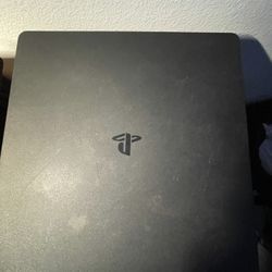 PS4 Slim