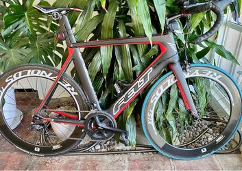 Felt AR5 Aero Road Bike 58cm & Aero Wheels