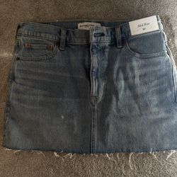 Abercrombie And Fitch 