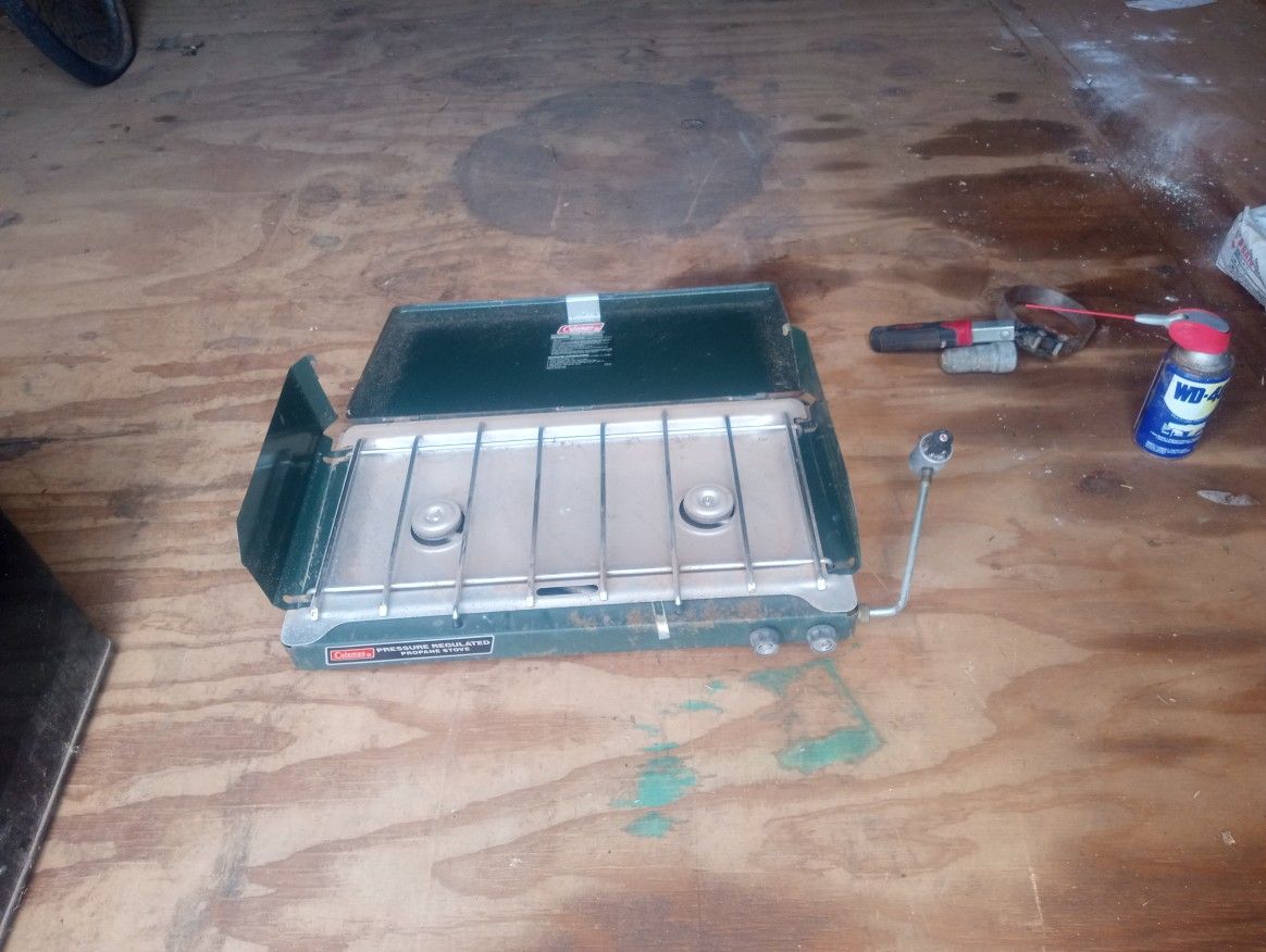 ColeMan Propane Stove