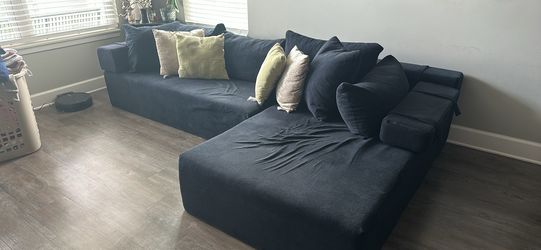 Modern Upholstered Sectional Sofa