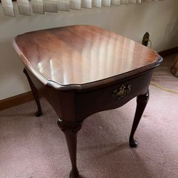 Cherry Wood End Side Table. By Pennsylvania House. 