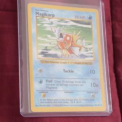 Pokémon TCG Magikarp 1999 Base Set 35/102 30 HP Shadowless English Card