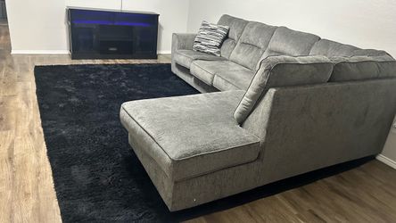 Gray Fabric Sectional Sofa with Chaise