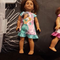 AMERICAN GIRL DOLL 