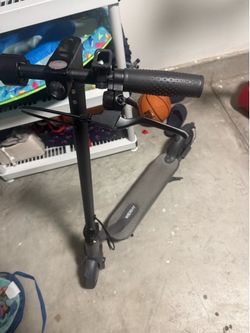 Electric scooter