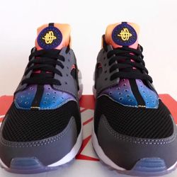 Nike Air Huarache Rare Rainbow Neoprene Basketball Shoes (Like New)