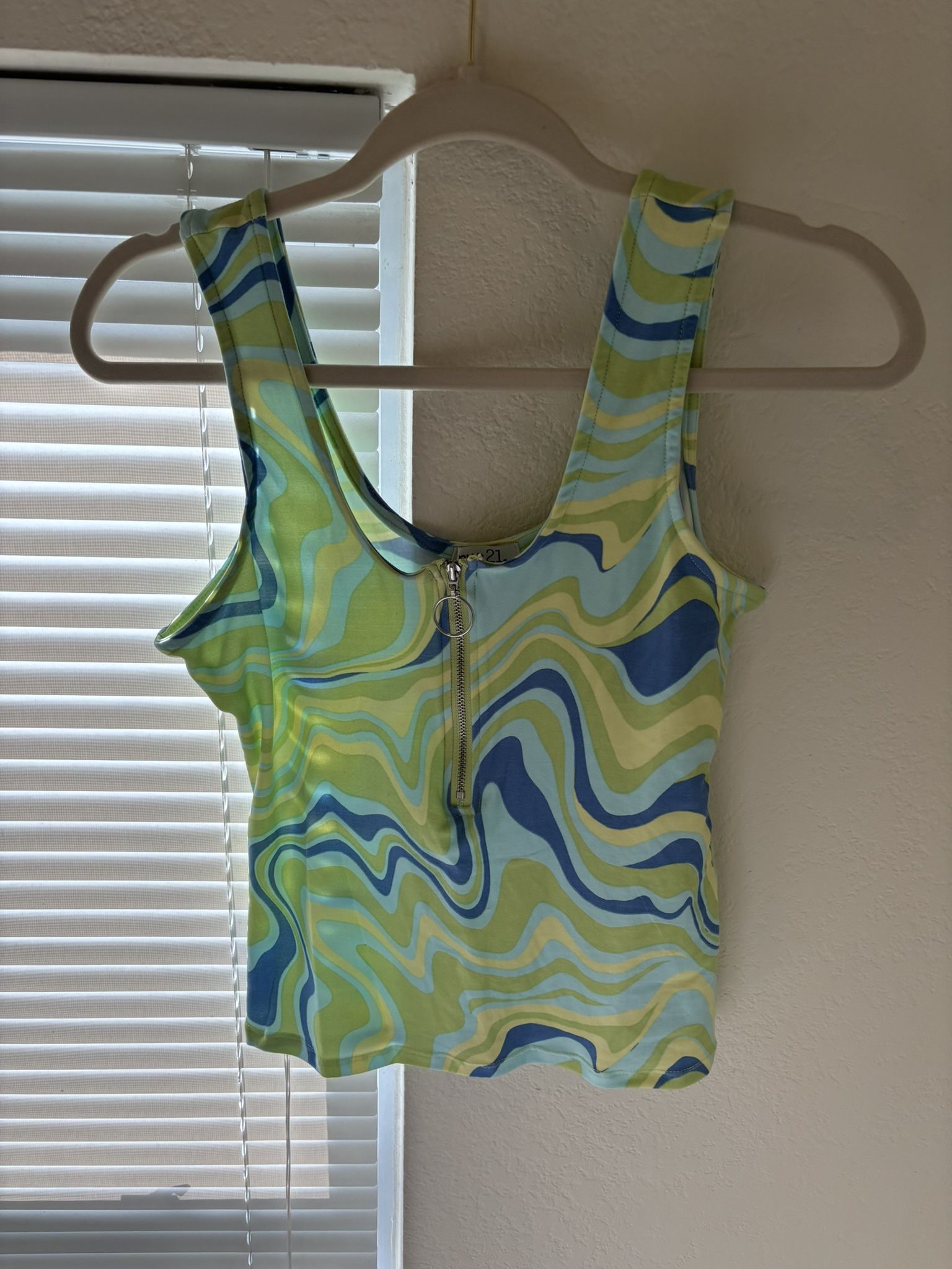 Medium 80’s Tank Top