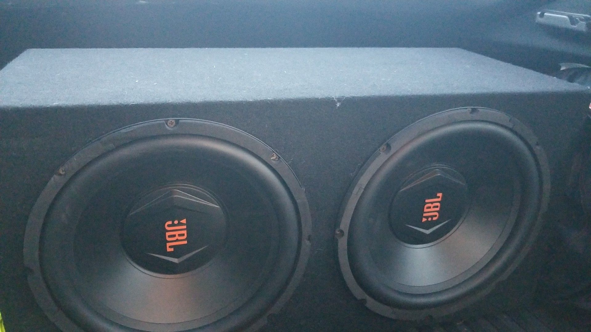 Car Subwoofer with amp firm