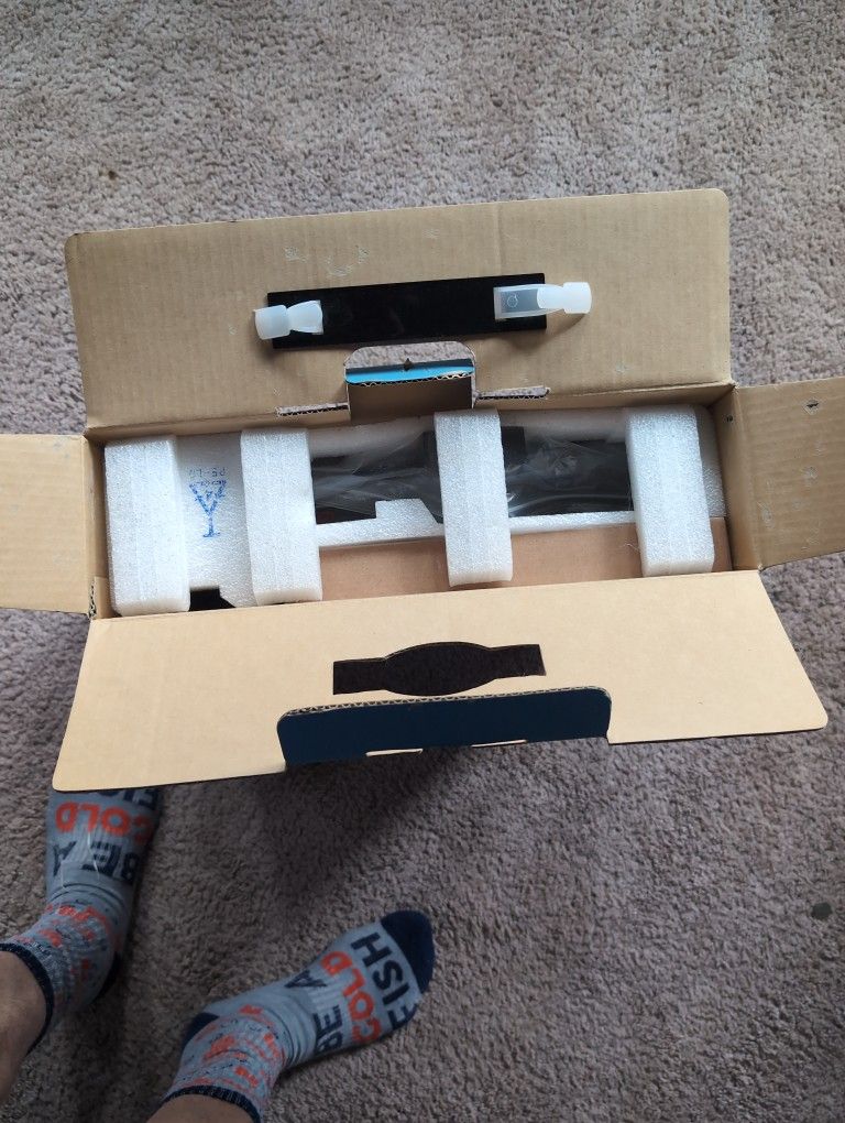 Westinghouse LCM/15v5 15-in LCD Monitor- Brand New In The Box