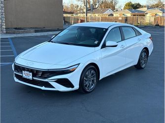 2024 Hyundai Elantra