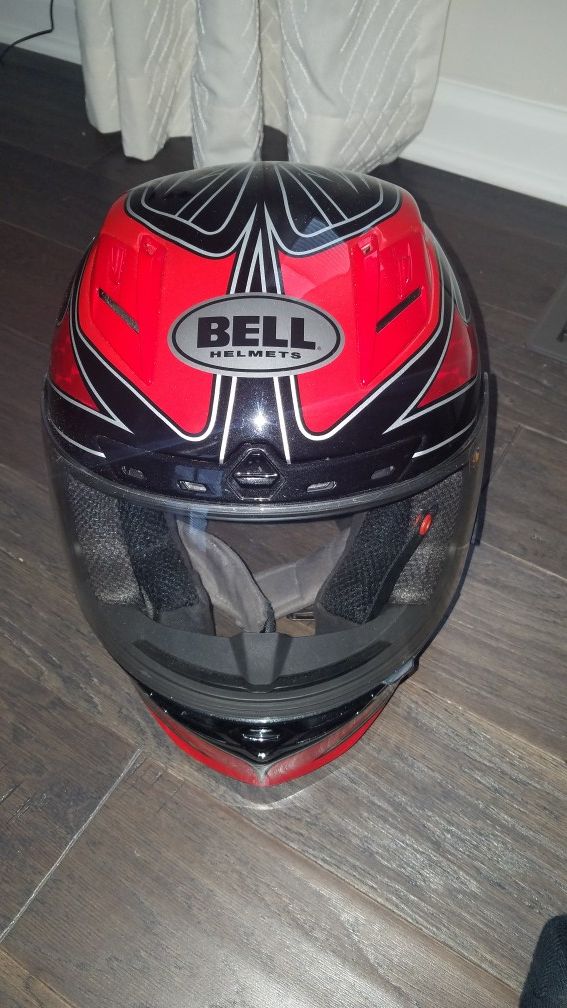 Bell Star motorcycle helmet size medium