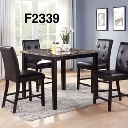 FAUX MARBLE COUNTER HEIGHT TABLE WITH CHAIRS 