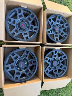 Toyota Tacoma 2023 TRD Pro SEMA Black wheels rims OEM 17x7 4x4 4runner FJ tundra