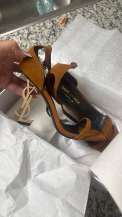 YSLs Size 8(39)