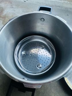 Pressure cooker