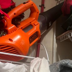 Black & Decker Blower
