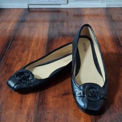 Women's Michael Kors Fulton Black Flats Size 8.5