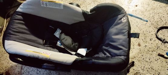Infant Car Seat with Canopy