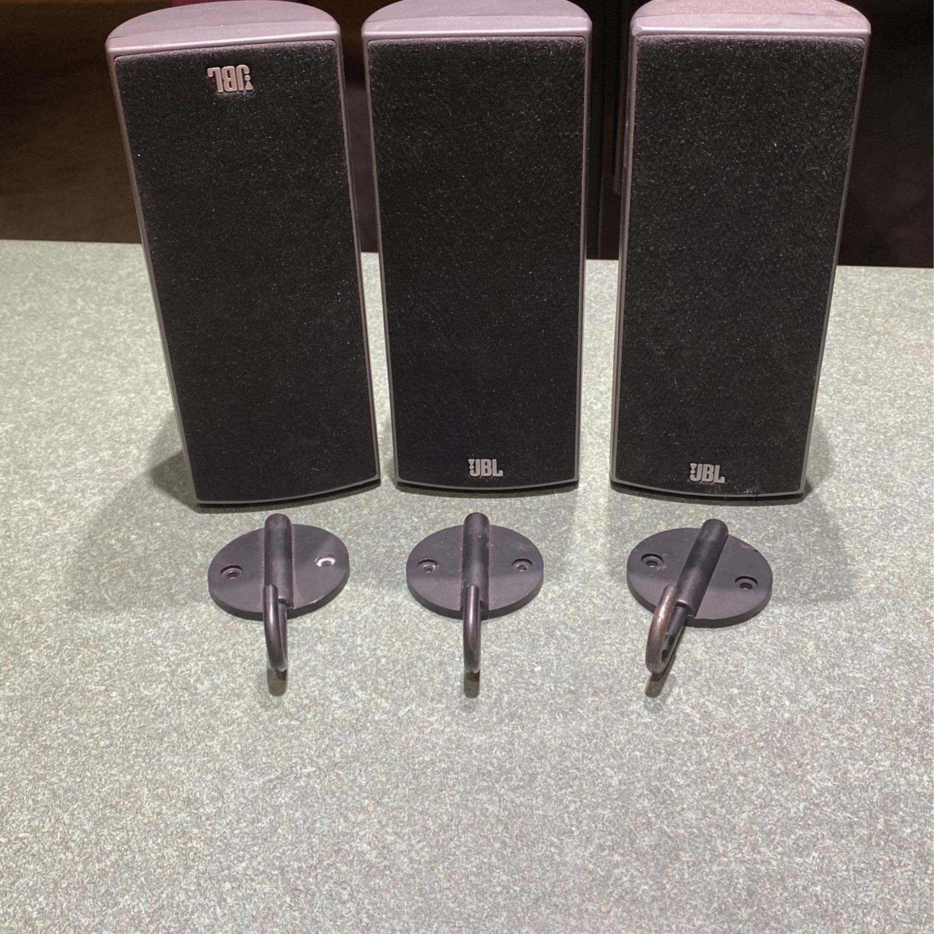 JBL 160SISAT Bookshelf Speakers With Wall Mounts