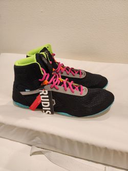 Size 14 Men's wrestling shoes, never worn