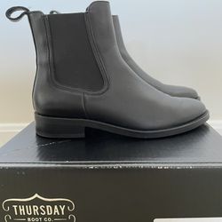 Women’s Thursday Boot Company Duchess Chelsea Boot 
